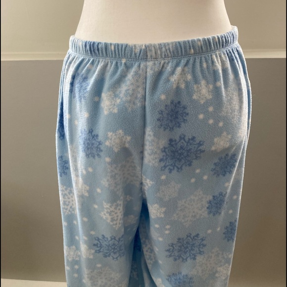 Blue snowflake fleece pajama pants - Picture 3 of 7